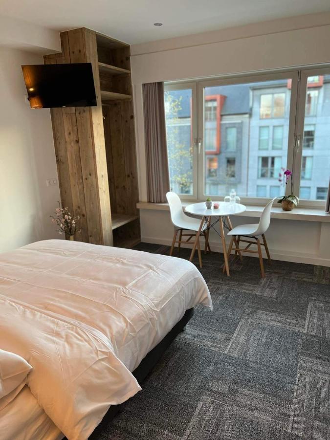 Couette-café Nieuwe In Centrum Met Badkamer ! Bruges