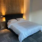 Nieuwe kamer in centrum Brugge met badkamer !